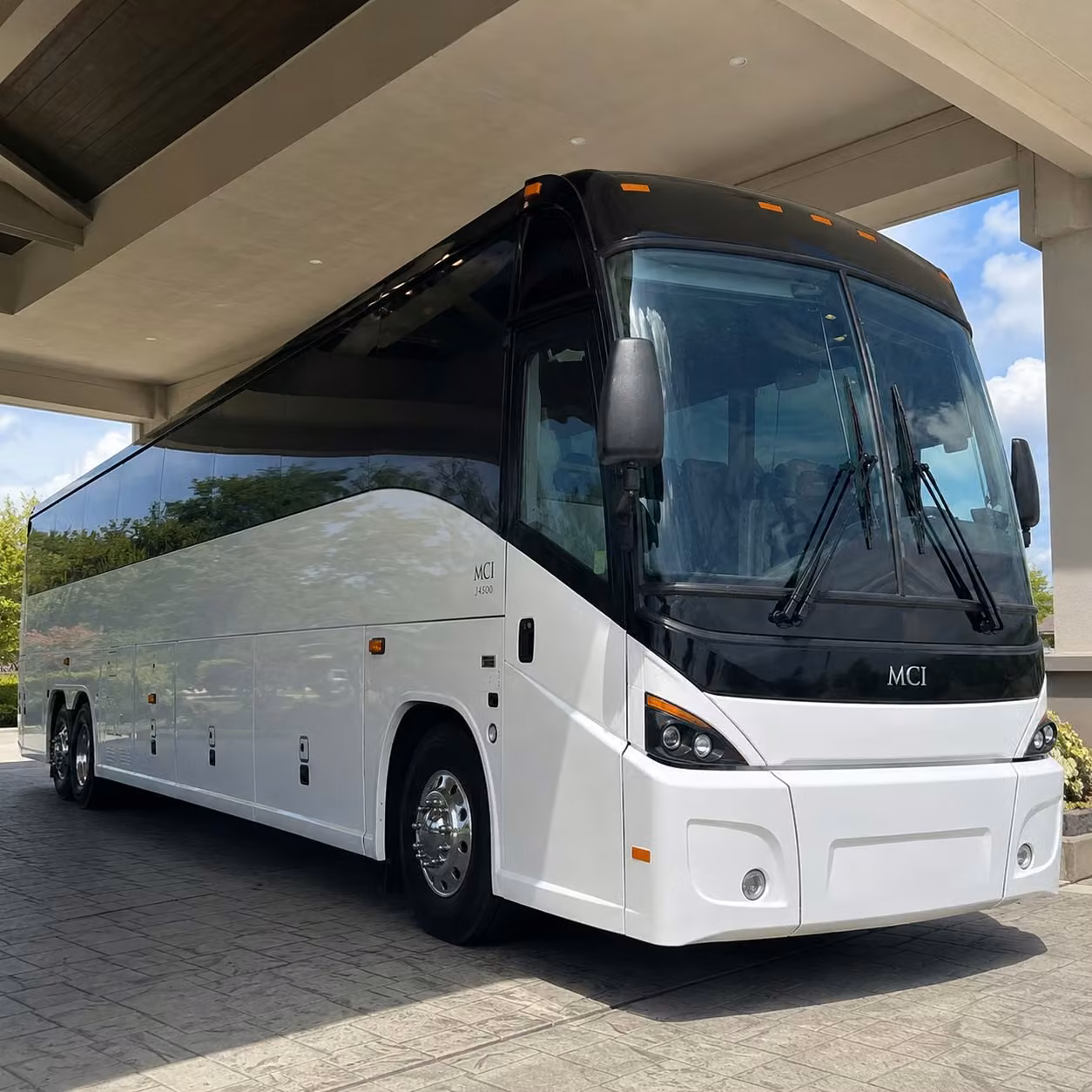 airport transportation in toledo and all the surrounding areas
