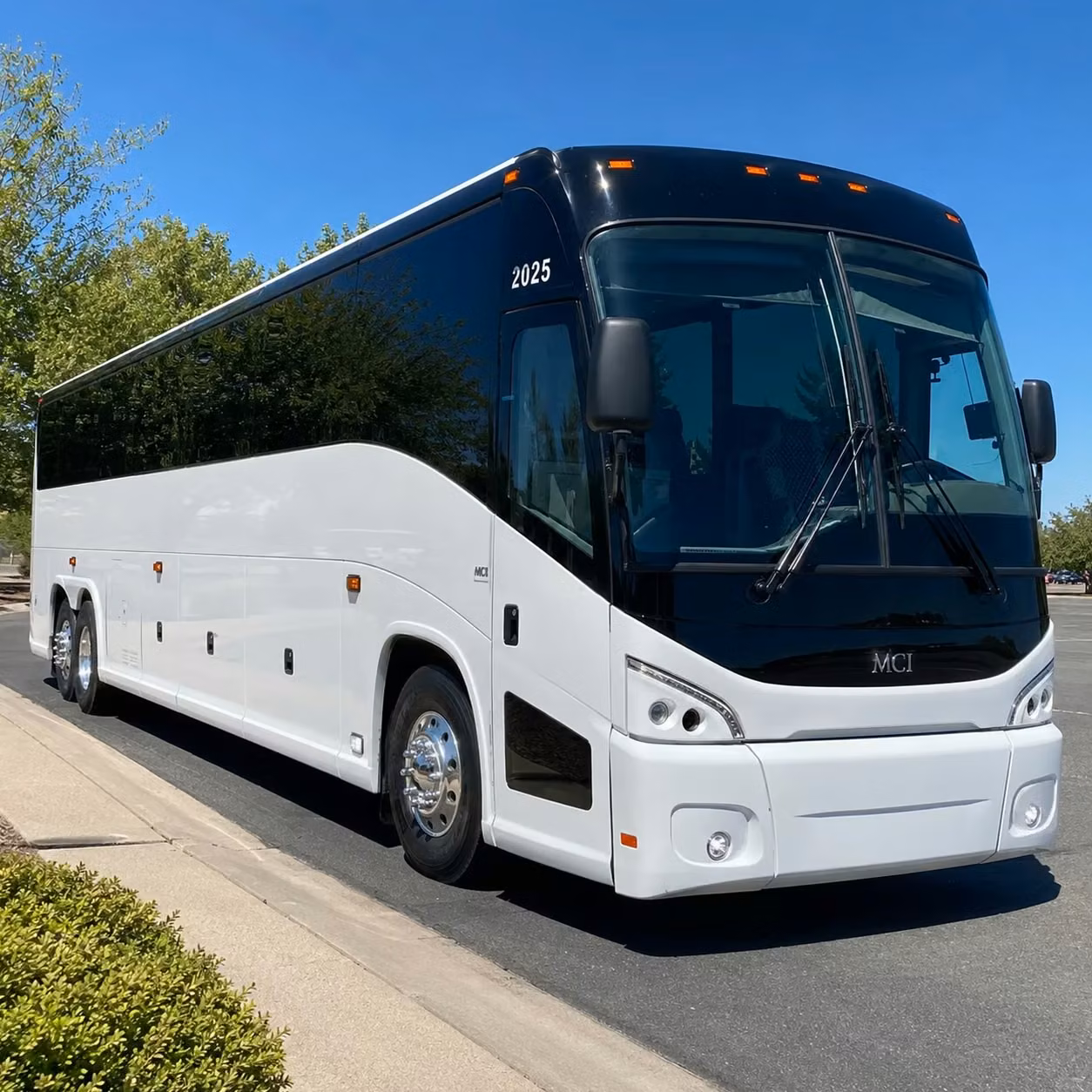 instant online pricing for multi day charter bus rentals departing toledo